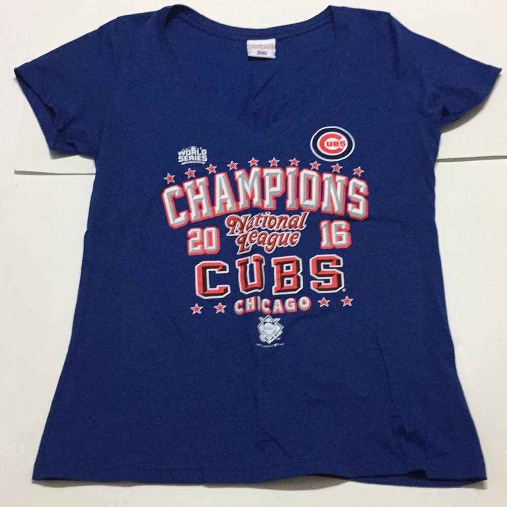 Cubs World Series Champions T-shirt - Picture 1 of 5